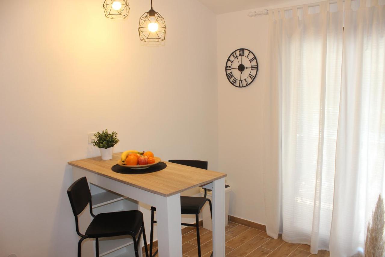 Apartments Dejana Штинян Екстер'єр фото